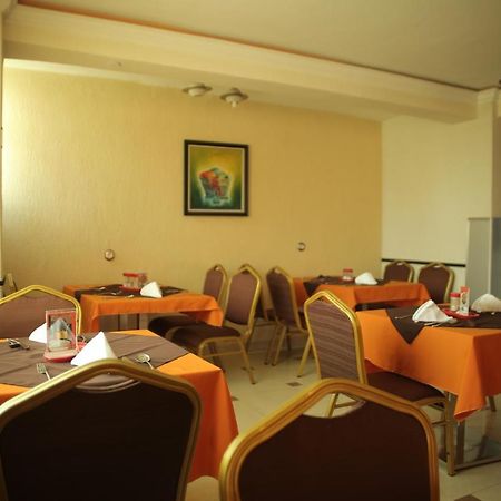 C Fun Addis Hotel ภายนอก รูปภาพ