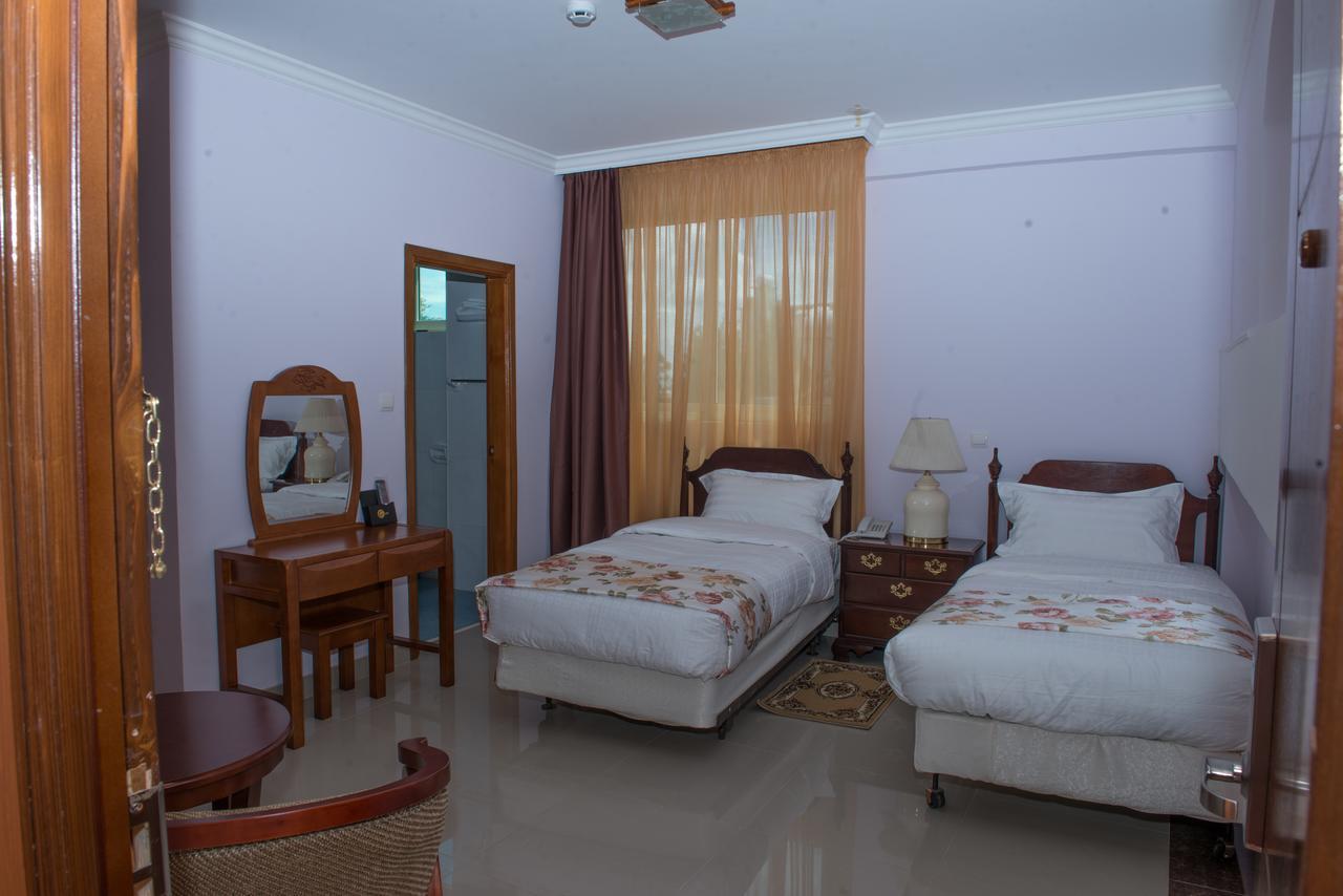 C Fun Addis Hotel ภายนอก รูปภาพ