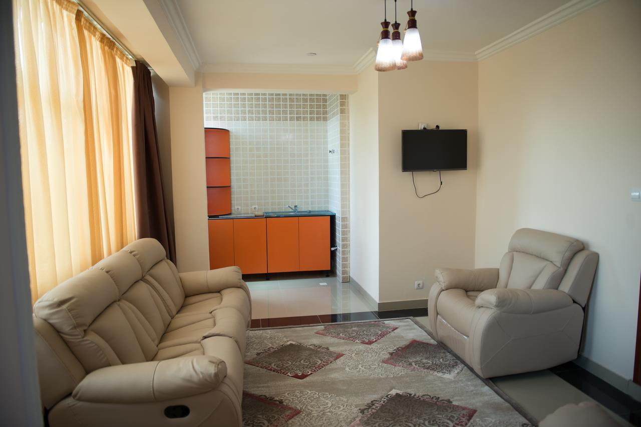C Fun Addis Hotel ภายนอก รูปภาพ