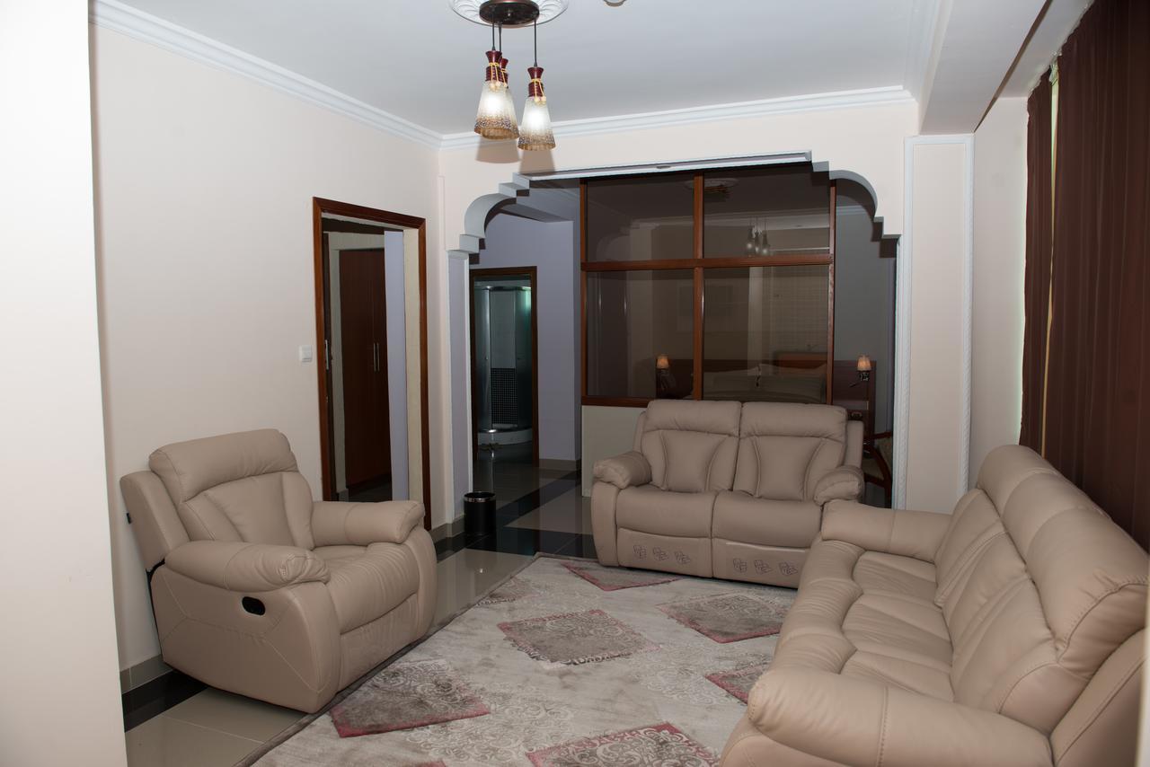 C Fun Addis Hotel ภายนอก รูปภาพ
