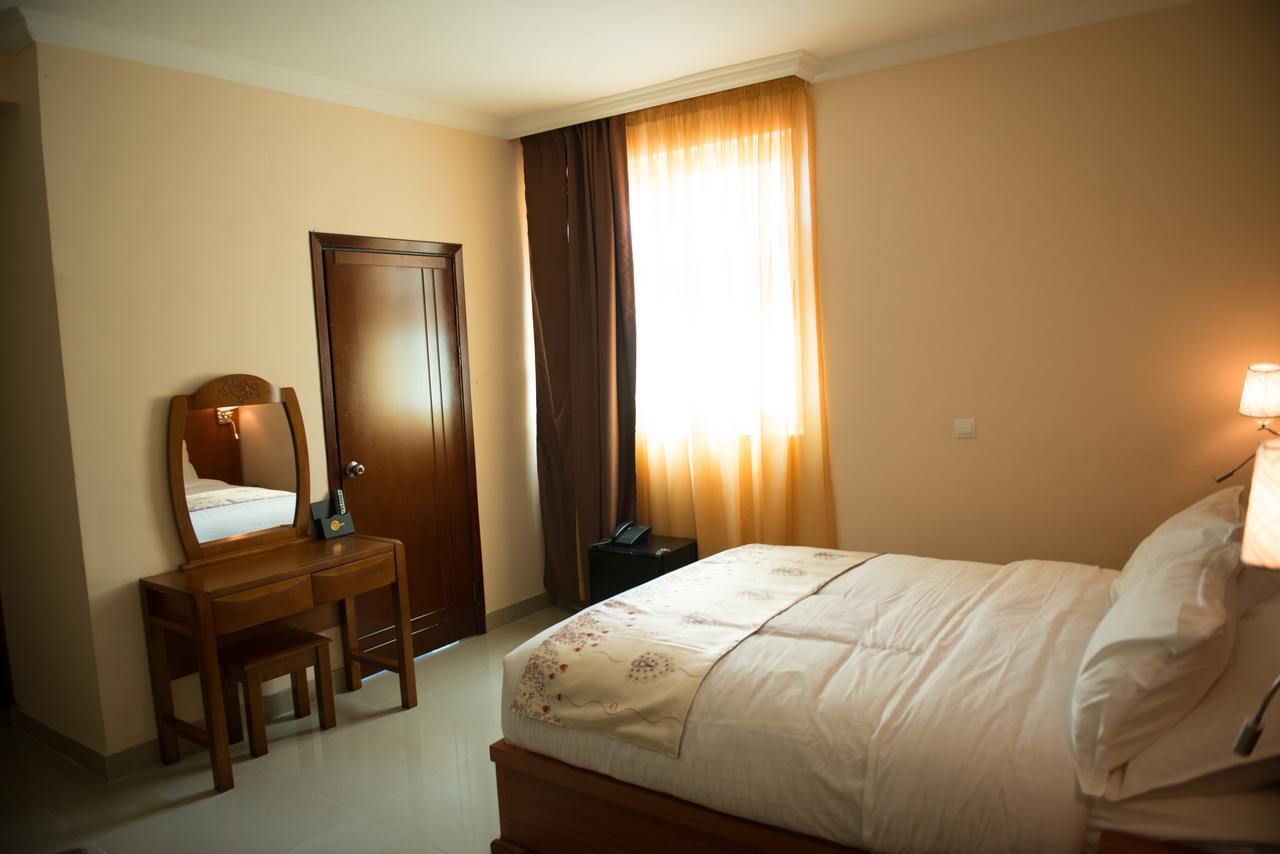 C Fun Addis Hotel ภายนอก รูปภาพ