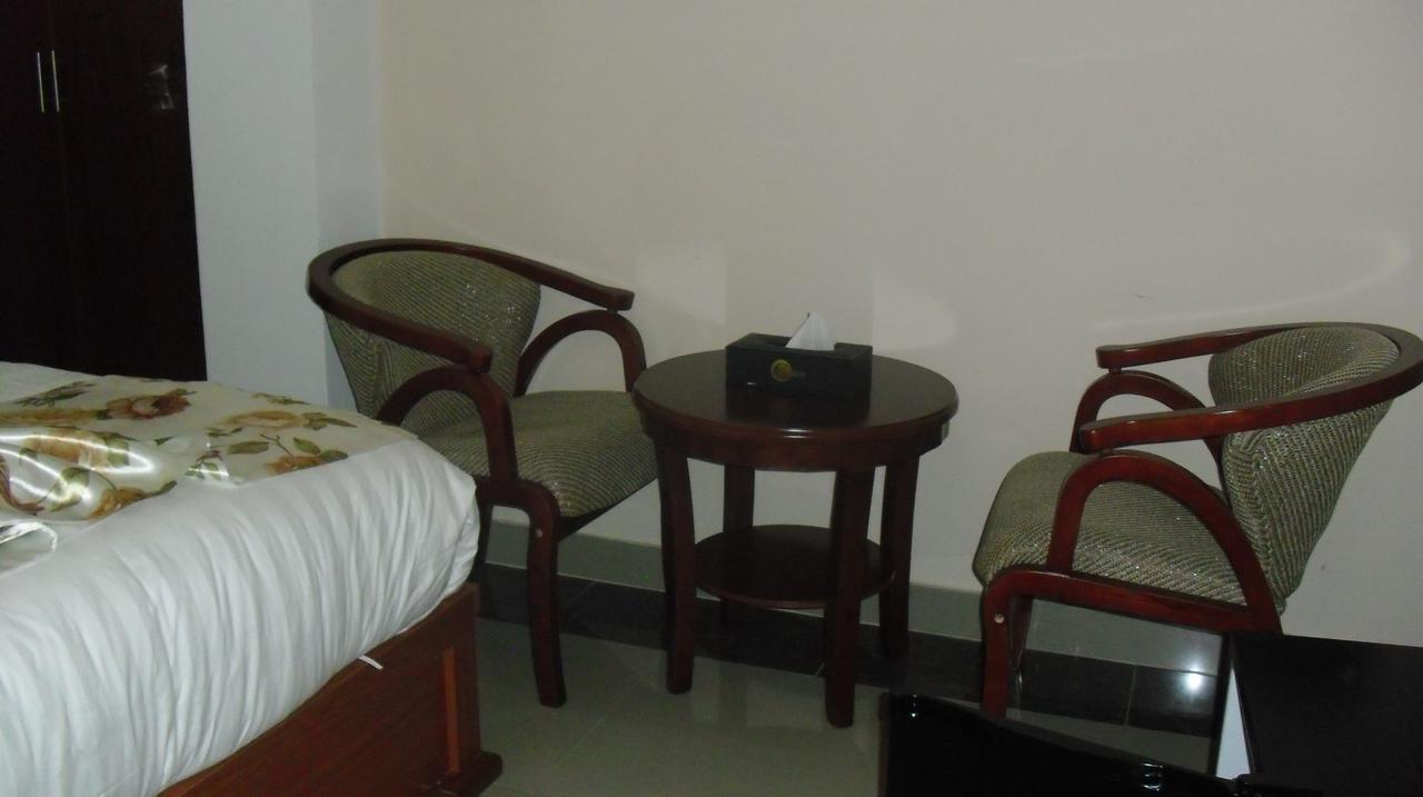 C Fun Addis Hotel ภายนอก รูปภาพ