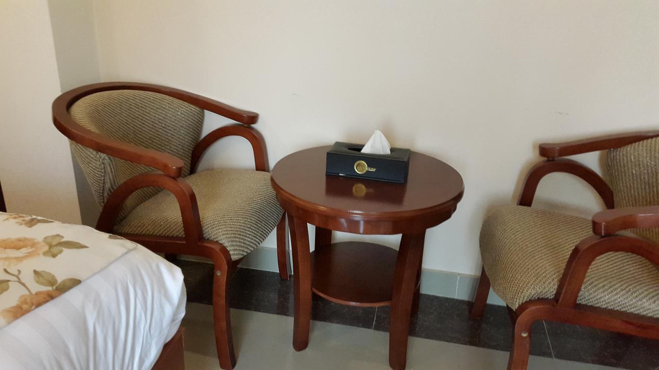C Fun Addis Hotel ภายนอก รูปภาพ