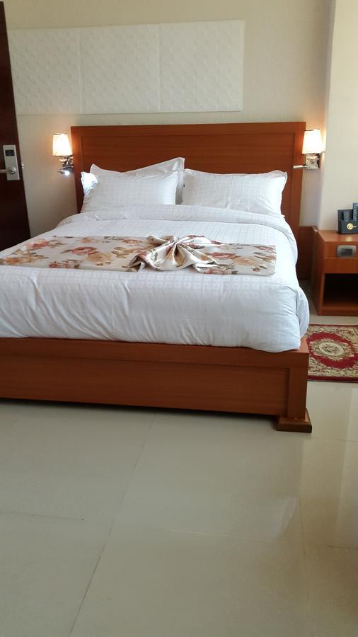 C Fun Addis Hotel ภายนอก รูปภาพ