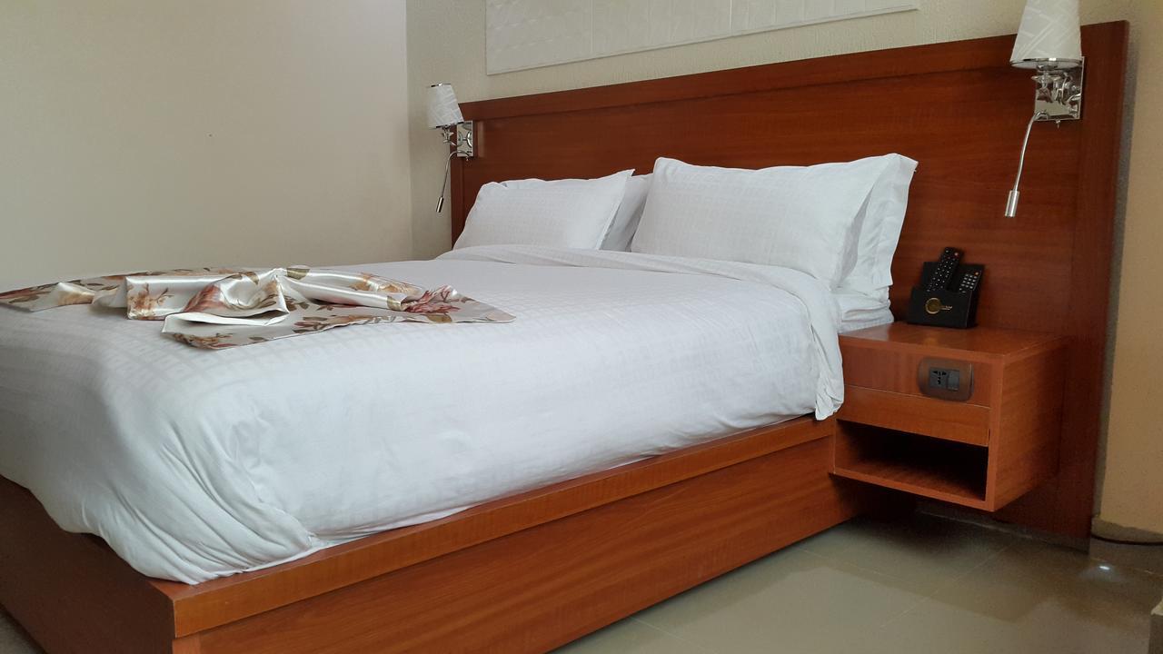 C Fun Addis Hotel ภายนอก รูปภาพ
