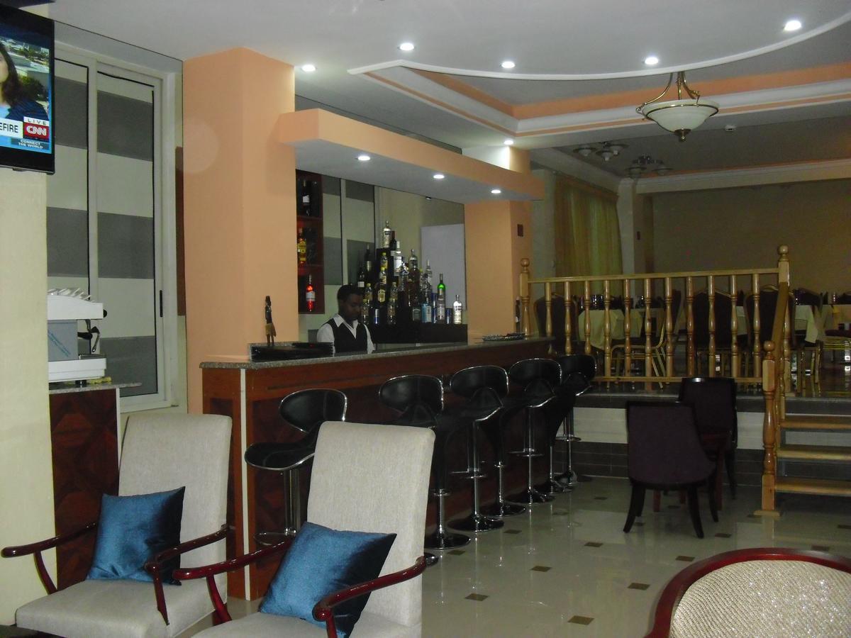 C Fun Addis Hotel ภายนอก รูปภาพ