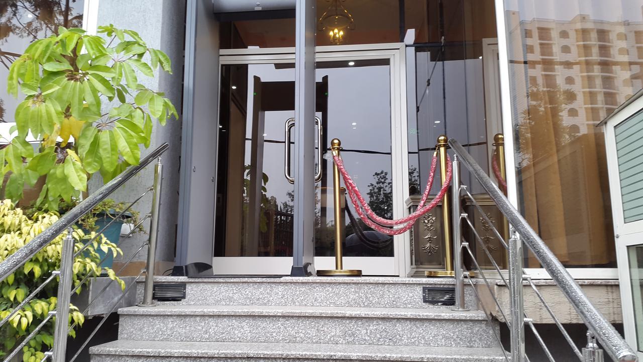 C Fun Addis Hotel ภายนอก รูปภาพ