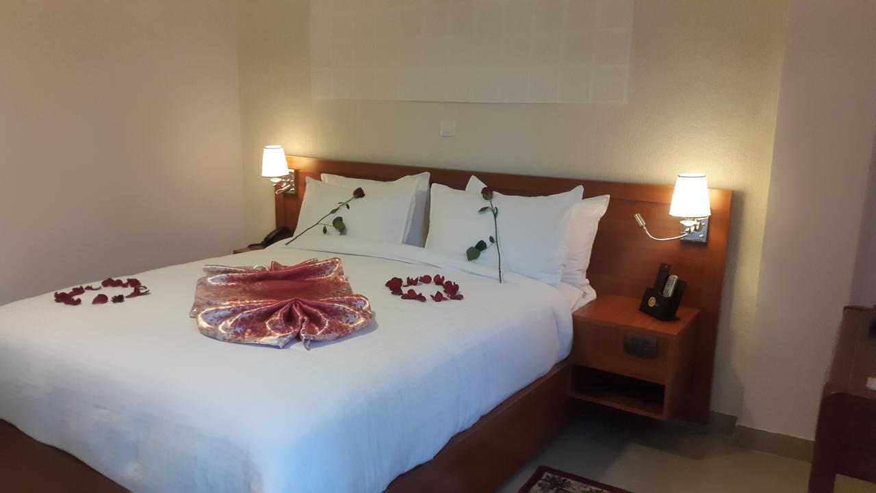 C Fun Addis Hotel ภายนอก รูปภาพ