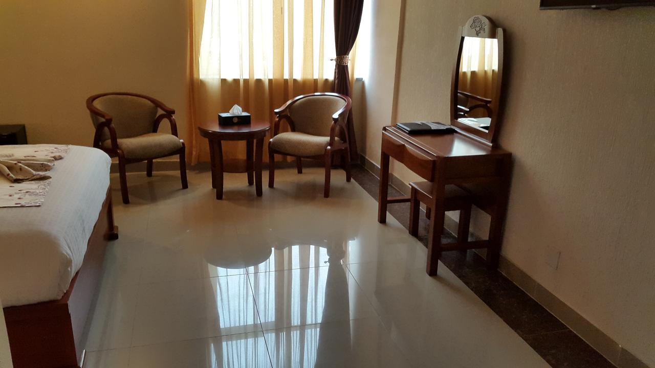 C Fun Addis Hotel ภายนอก รูปภาพ