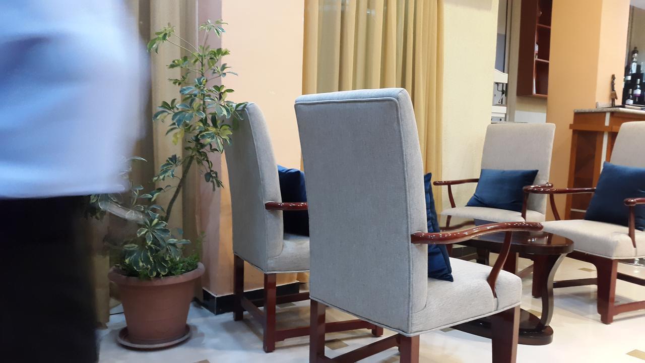C Fun Addis Hotel ภายนอก รูปภาพ