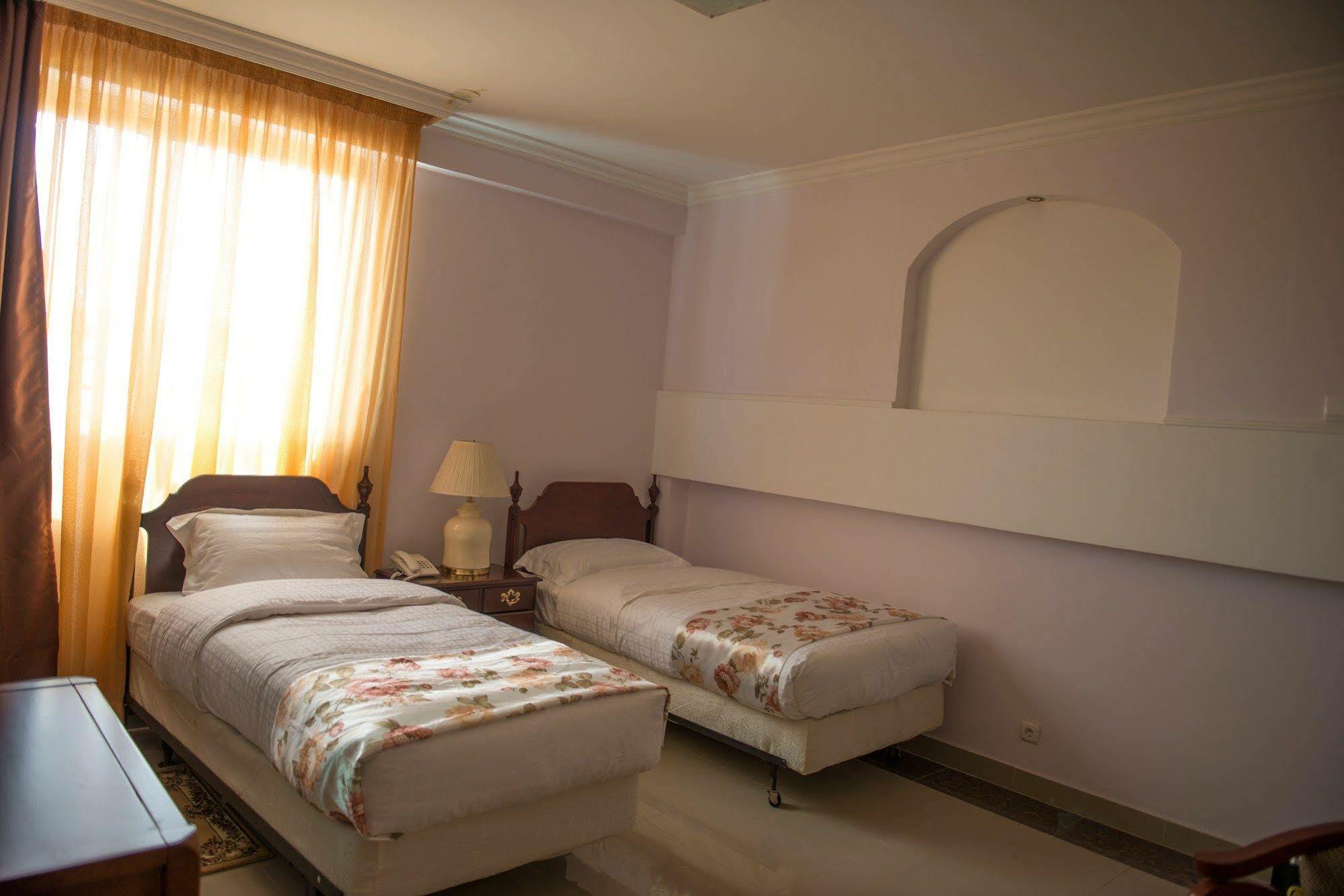 C Fun Addis Hotel ภายนอก รูปภาพ