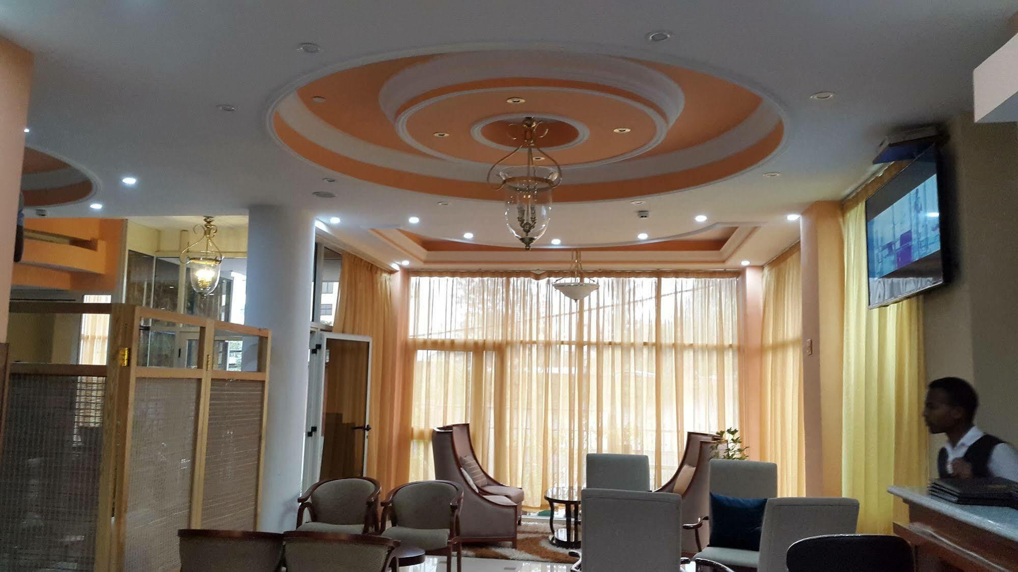 C Fun Addis Hotel ภายนอก รูปภาพ